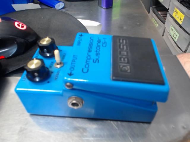 Pedal pour guitar boss