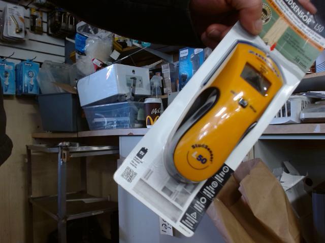 Stud finder