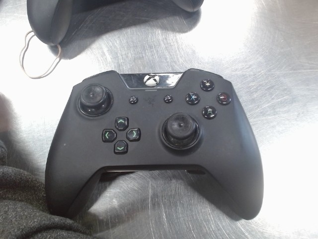 Manette xbox razer