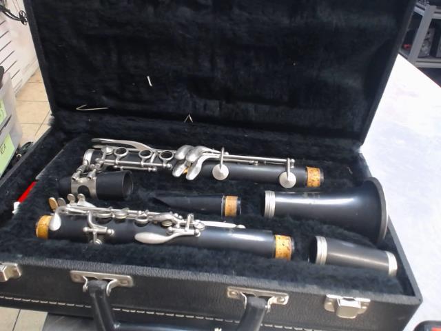 Clarinet+case