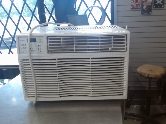 Air climatiseur 8000 btu tosot+acc+tc