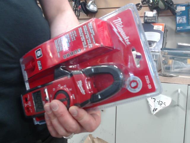 Clamp meter