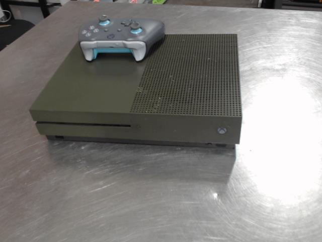 Xbox one s man+fil