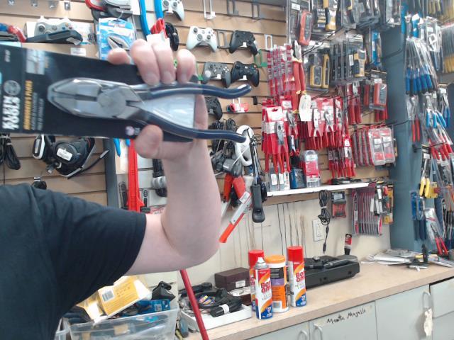 Pliers