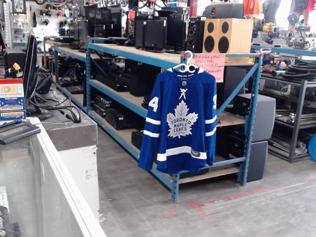 Chandail a.matthews maple leafs small