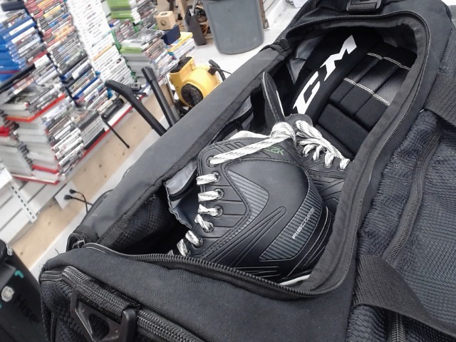 Sac + patin + gant hockey