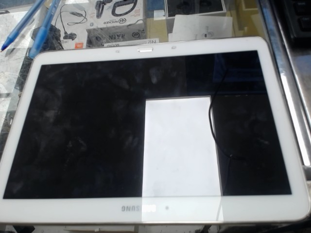 Tablette samsung blanvhe 1