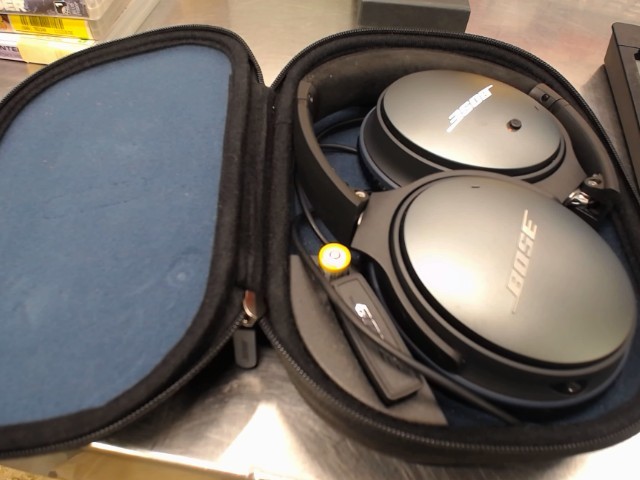 Ecouteur bose quiet comfort 25 ds case