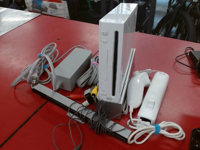 Console nintendo wii + manette+fils