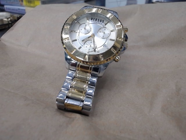 Montre homme versus versace