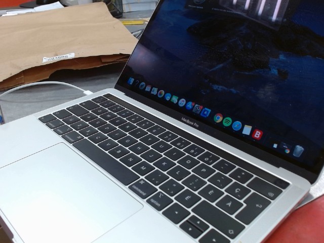 Macbook pro 2019 500gb 8 ram bloc
