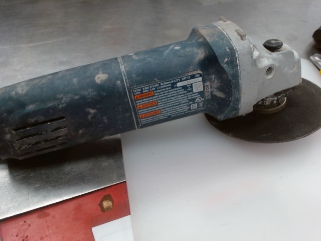 Grinder electrique