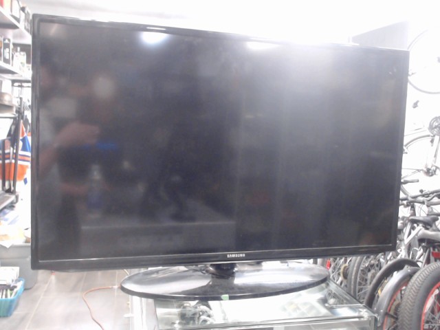 Tv smart 40 pouces avec tc