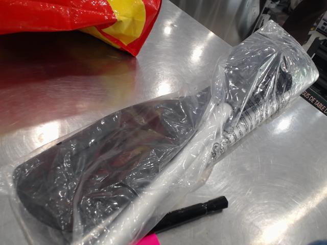 2 rammes en plastique