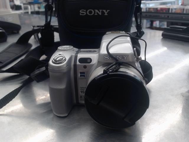 Camra avec tui et chargeur dcs h7