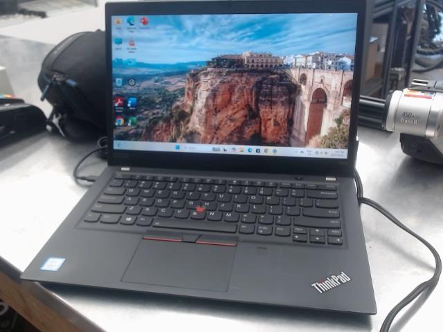 Thinkpad 8gb ram i5 8gen avec chargeur