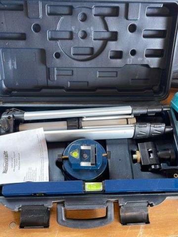 Level laser with stand in case