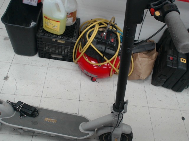 Segway ninebot sans chergeur