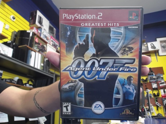 007 agent under fire
