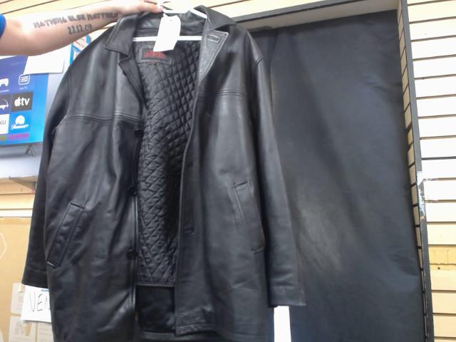 Coat cuir