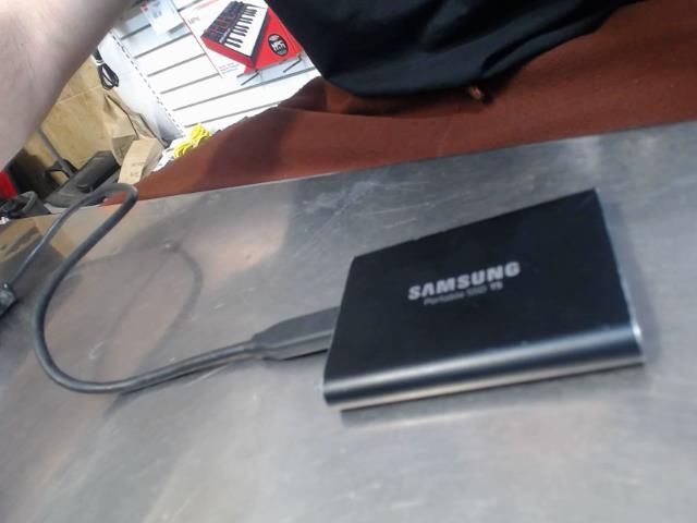 1tb ssd +_ fil