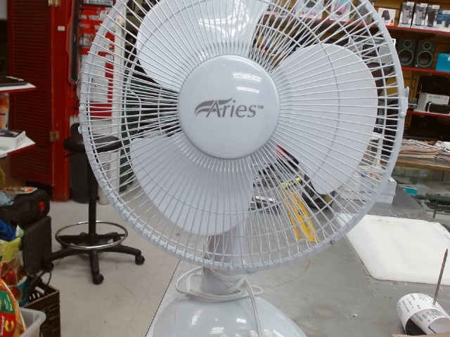 Ventilateur de table