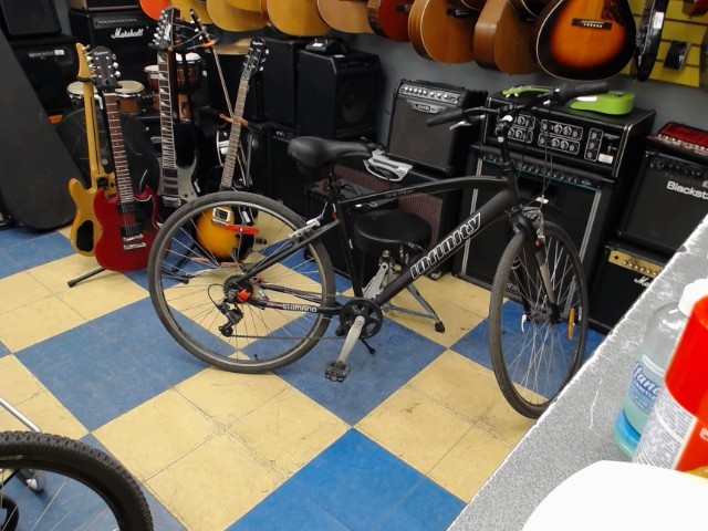 Velo noire bonne etas