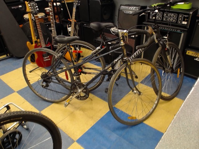 Raleigh vinatge bike good condition