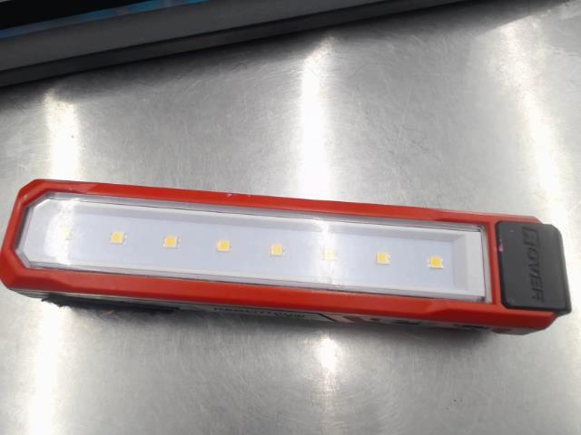 Lumiere led milwaukee usb