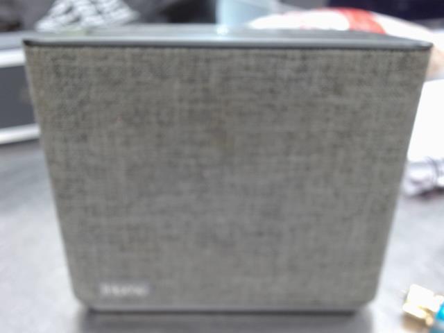 Apeaker bluetooth