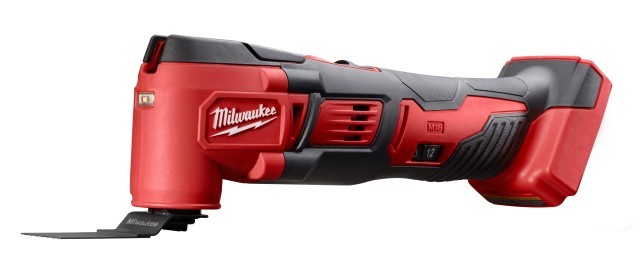 Multi tool milwaukee a batterie