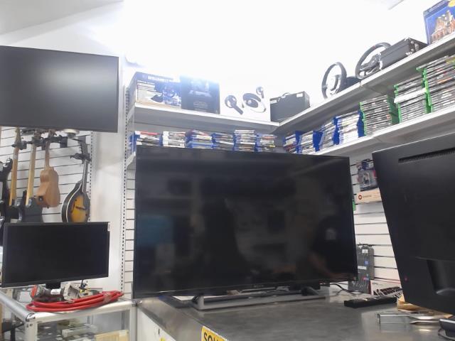 Tv led 40'' avec tc(2016)