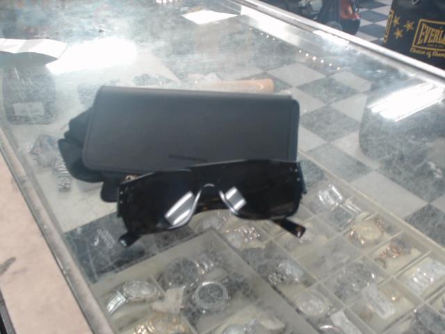 Women sunglasses