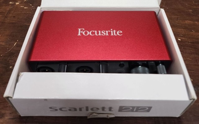 Carte de son focusrite en boite