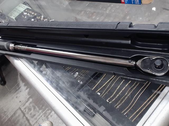 Torque wrench 1/2 dans case