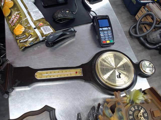 Vintage sabre barometer