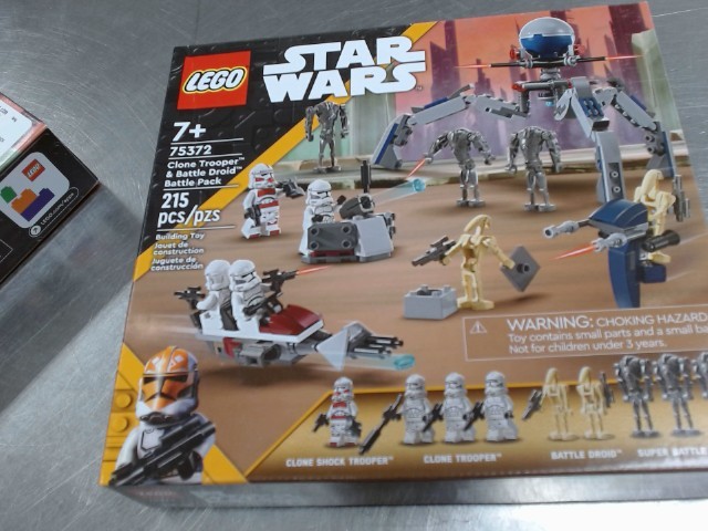 Clone trooper&battle droid