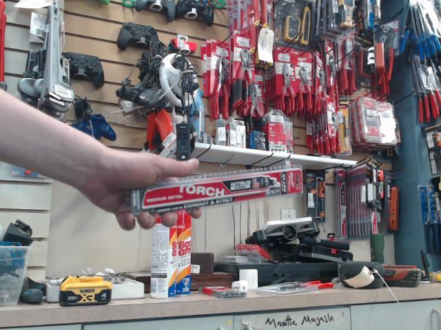 Single blade