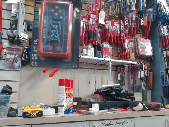 Laser level