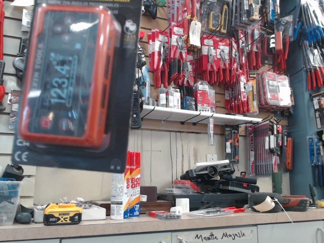 Laser level