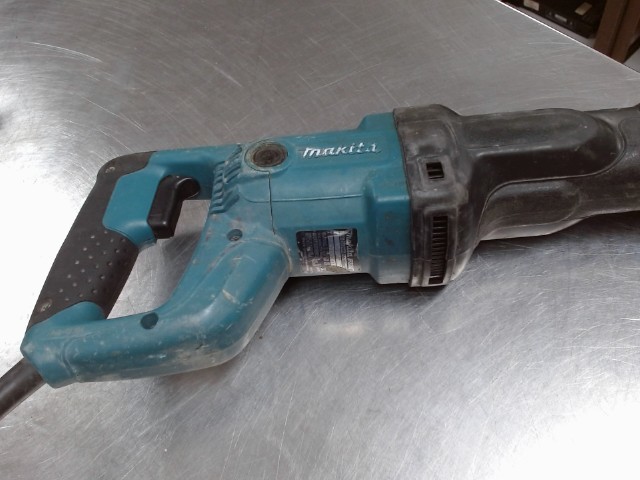 Sawzall makita a fil