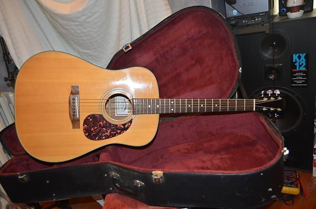 Guitare acoustique sigma dm2 dans case