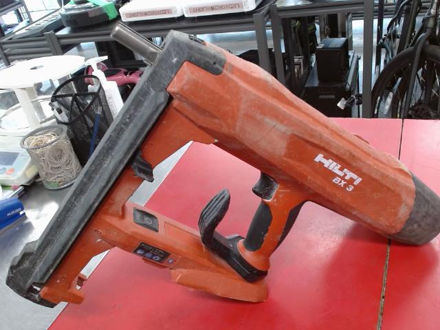 Cloueuse pour bton hilti