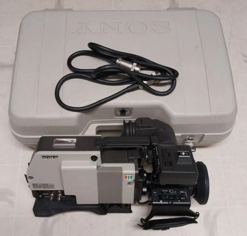 Vieille camera video professionelle sony