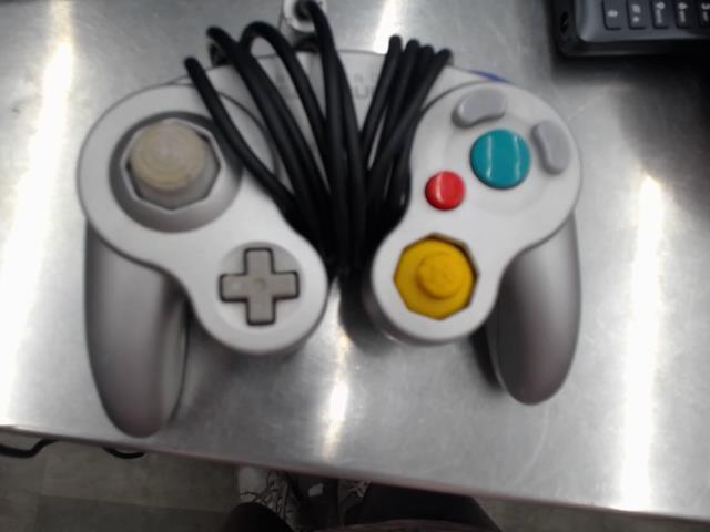 Manette gamecube grise