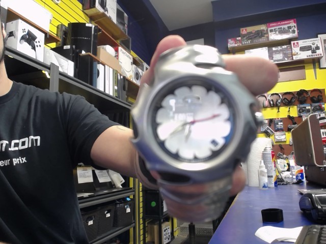 Montre mouvement suisse verre crystal