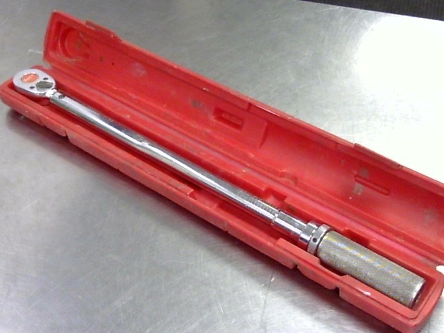 Troque wrench snap-on dans case