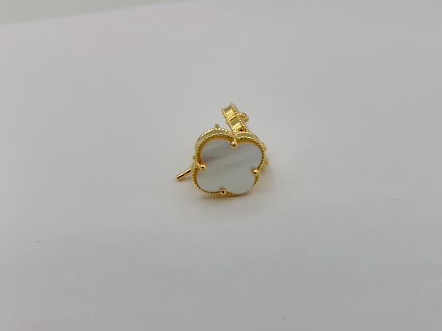 BOUCLES D OREILLES EN OR 10KT NEW