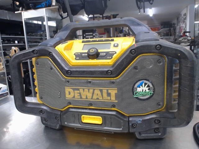 Worksite radio