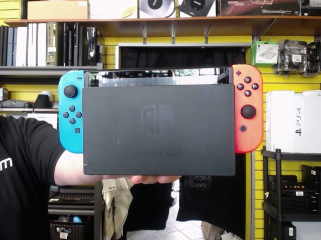 Console + dock + chargeur